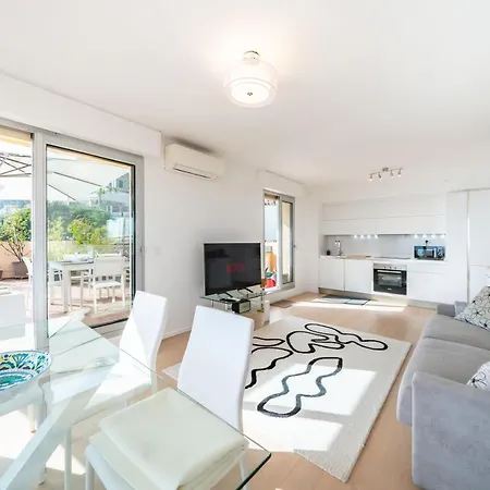 Baie - Vue - Parking - Aj * Roquebrune-Cap-Martin